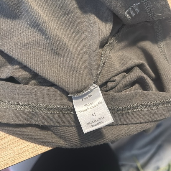 Men's Free Fly Apparel Olive Long Sleeve Button Casual Comfort Adventure Tee Med - Picture 7 of 7